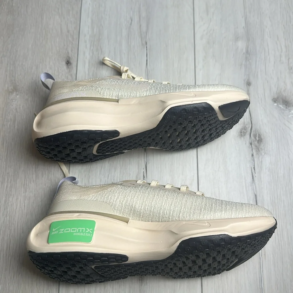 Nike Invincible Run FK 3 Light Cream White‎ Men 8 Women 9.5 New With Tags